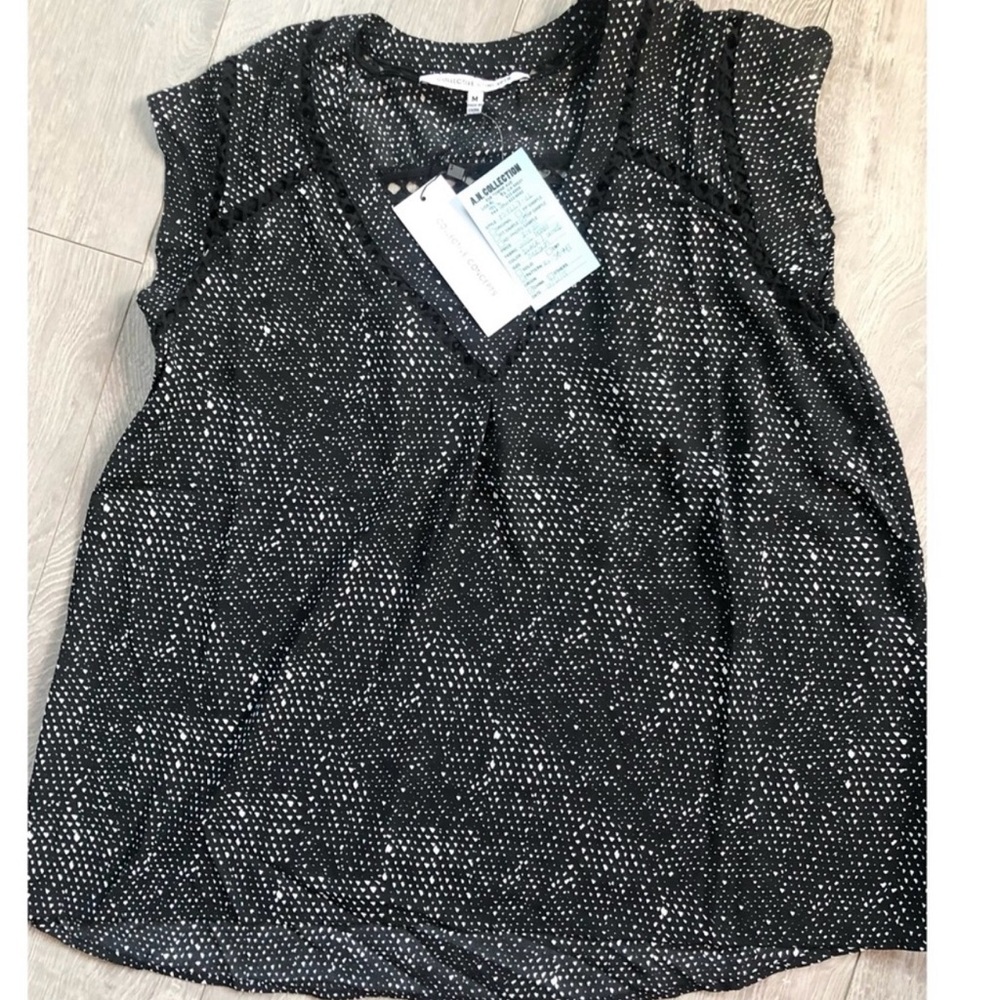 Women's Black and White Polka Dot Top